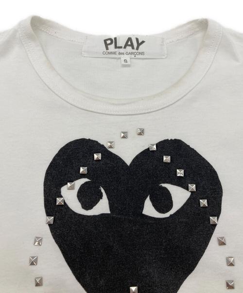 PLAY COMME des GARCONS（プレイコムデギャルソン）PLAY COMME des GARCONS (プレイコムデギャルソン) ハートスタッズTシャツ ホワイト サイズ:Sの古着・服飾アイテム
