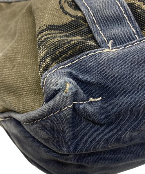 L.L.Bean（エルエルビーン）L.L.Bean (エルエルビーン) リスプリントキャンバストートバッグ オリーブの古着・服飾アイテム