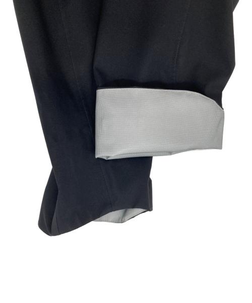 DESCENTE ALLTERRAIN（デザイント オルテライン）Descente ALLTERRAIN (デザイント オルテライン) HARD SHELL JACKET ブラック サイズ:Mの古着・服飾アイテム