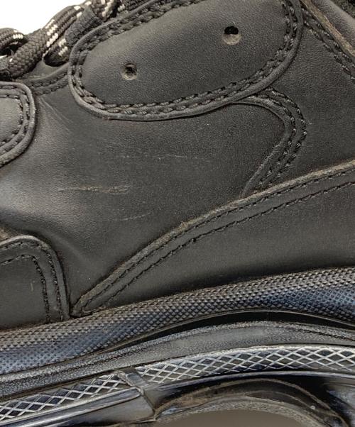 BALENCIAGA（バレンシアガ）BALENCIAGA (バレンシアガ) TRIPLE S GRAFITY ブラック サイズ:27.5㎝の古着・服飾アイテム