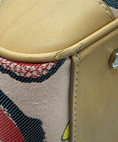 Vivienne Westwood（ヴィヴィアンウエストウッド）Vivienne Westwood (ヴィヴィアンウエストウッド) ヤスミンハートバッグ ピンクベージュの古着・服飾アイテム