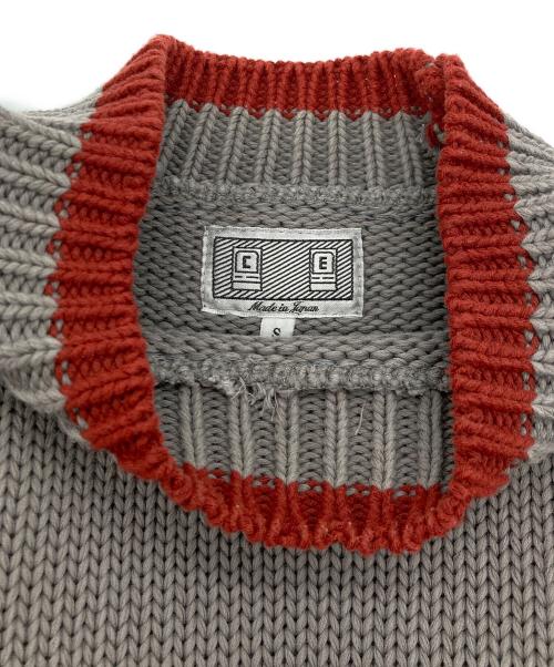 C.E  CAV EMPT（シーイー キャブエンプト）C.E  CAV EMPT (シーイー キャブエンプト) バイカラーニット レッド×グレー サイズ:Sの古着・服飾アイテム