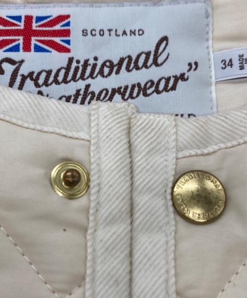 Traditional Weatherwear（トラディショナルウェザーウェア）Traditional Weatherwear (トラディショナルウェザーウェア) ARKLEY MIDDLE A-LINE JACKET ホワイト サイズ:Sの古着・服飾アイテム