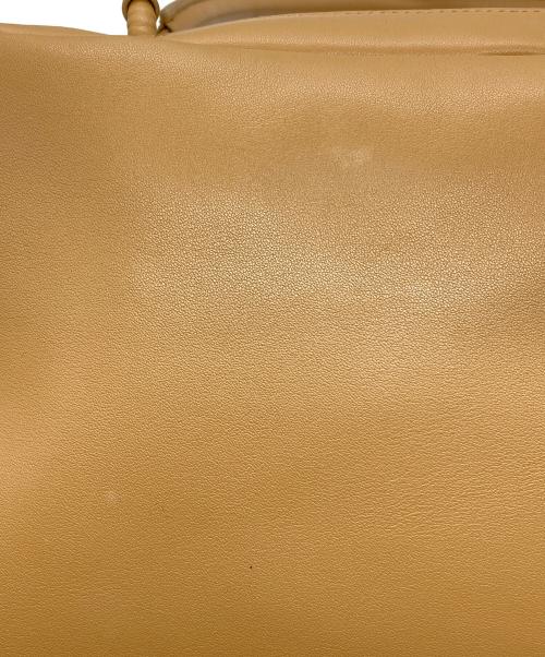 tov（トーヴ）TOV (トーヴ) PETAL OBLONG BAG ベージュの古着・服飾アイテム