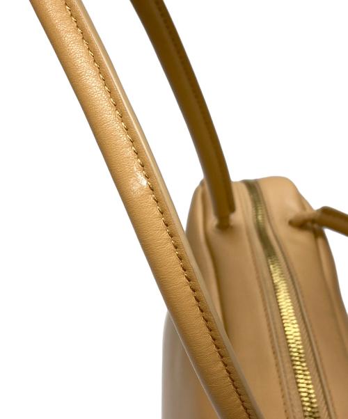 tov（トーヴ）TOV (トーヴ) PETAL OBLONG BAG ベージュの古着・服飾アイテム