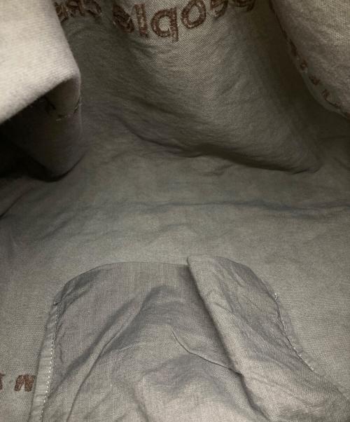 beautiful people（ビューティフルピープル）beautiful people (ビューティフルピープル) brushed logo leisure bag グレーの古着・服飾アイテム