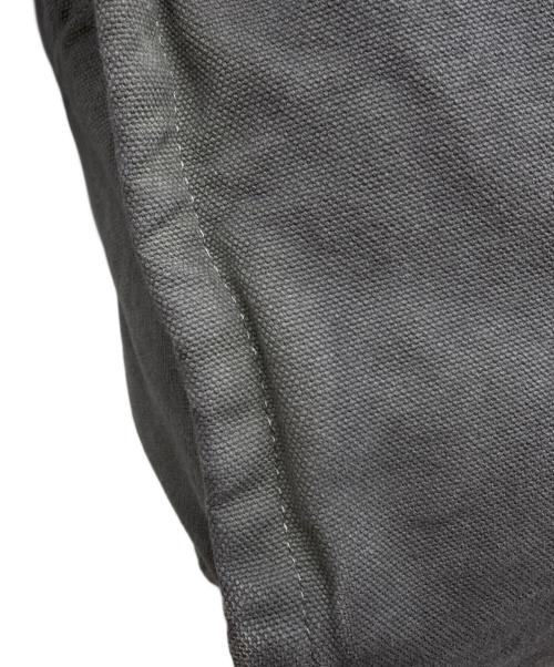 beautiful people（ビューティフルピープル）beautiful people (ビューティフルピープル) brushed logo leisure bag グレーの古着・服飾アイテム