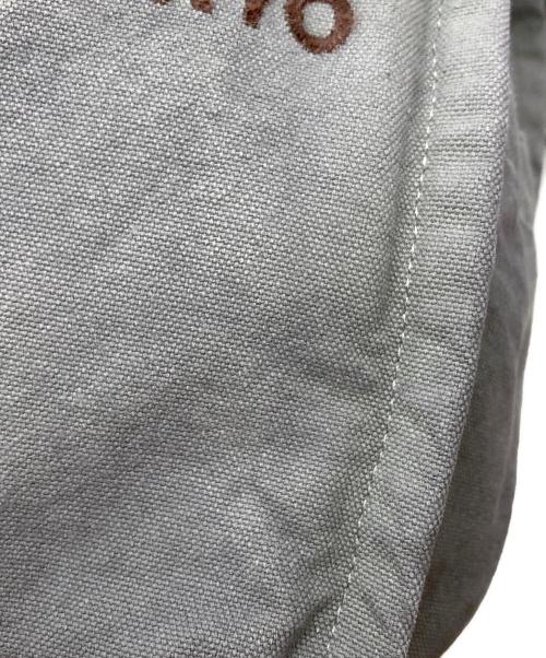 beautiful people（ビューティフルピープル）beautiful people (ビューティフルピープル) brushed logo leisure bag グレーの古着・服飾アイテム