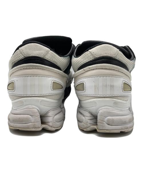 adidas（アディダス）adidas (アディダス) RAF SIMONS (ラフシモンズ) RS REPLICANT OZWEEGO ブラック サイズ:27cmの古着・服飾アイテム