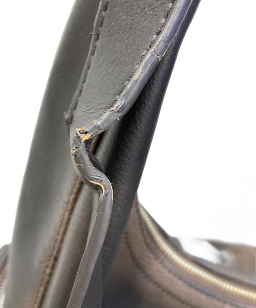 CHARLES & KEITH（チャールズアンドキース）CHARLES & KEITH (チャールズアンドキース) トーラーマルチポケットホーボーバッグ ブラウンの古着・服飾アイテム