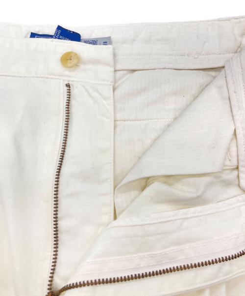 POLO RALPH LAUREN（ポロ・ラルフローレン）POLO RALPH LAUREN (ポロ・ラルフローレン) White Straight-Leg Mid-Rise Casual Pants. ホワイト サイズ:6 未使用品の古着・服飾アイテム