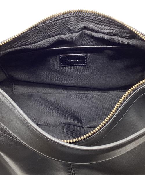 FOLNUA（フォルニュア）FOLNUA (フォルニュア) Bateau Bag Black ブラックの古着・服飾アイテム