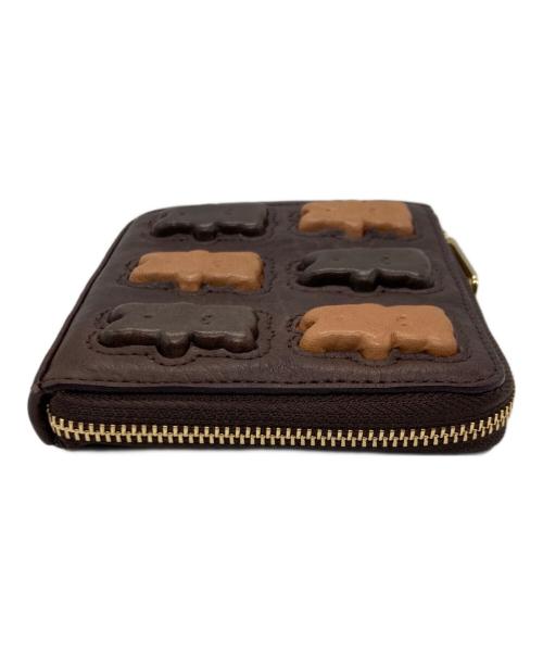 EARL'S FAVOURITE（アールスフェボリット）EARL'S FAVOURITE (アールスフェボリット) くまちゃんブラウニーL字ファスナーウォレット ブラウンの古着・服飾アイテム