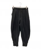 atoアトウ）の古着「リサイクルポリエステルカフスパンツ」｜ブラック