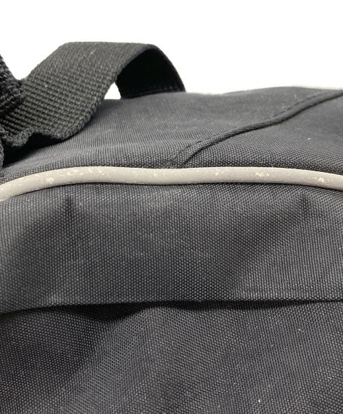 HUF（ハフ）HUF (ハフ) EMBARCADERO ONE SHOULER ブラックの古着・服飾アイテム