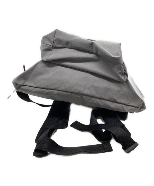 MAISON CANVVAS（メゾン キャンバス）MAISON CANVVAS (メゾン キャンバス) NYLON BACKPACK グレーの古着・服飾アイテム