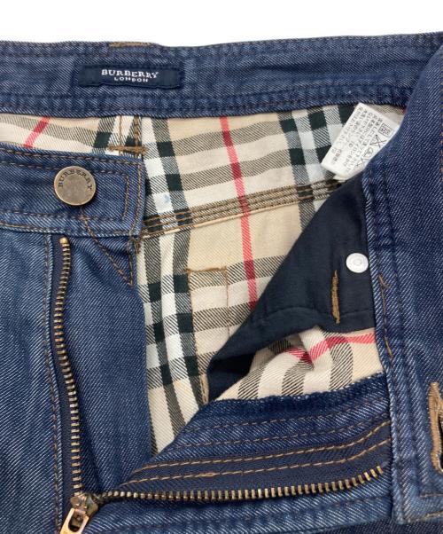 BURBERRY LONDON（バーバリーロンドン）BURBERRY LONDON (バーバリーロンドン) 裏地ノバチェックデニムパンツ インディゴ サイズ:30の古着・服飾アイテム