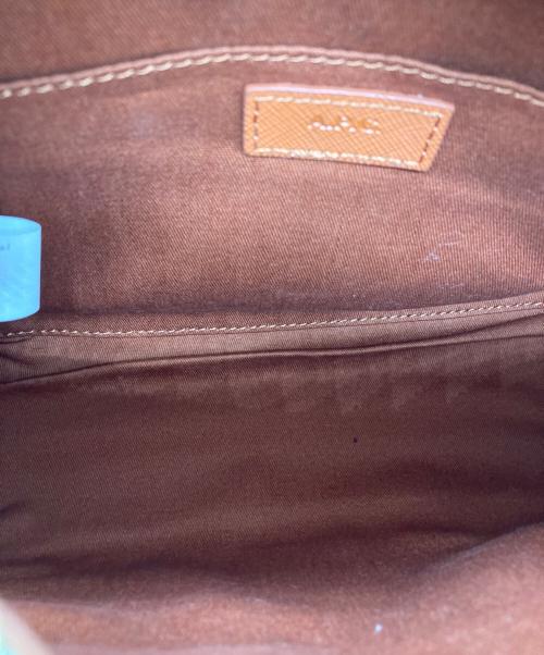 A.P.C.（アーペーセー）A.P.C. (アーペーセー) ハーフムーンバッグ オレンジの古着・服飾アイテム