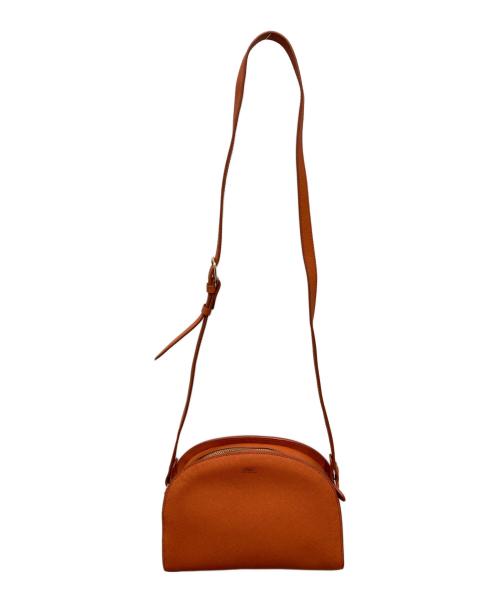 A.P.C.（アーペーセー）A.P.C. (アーペーセー) ハーフムーンバッグ オレンジの古着・服飾アイテム