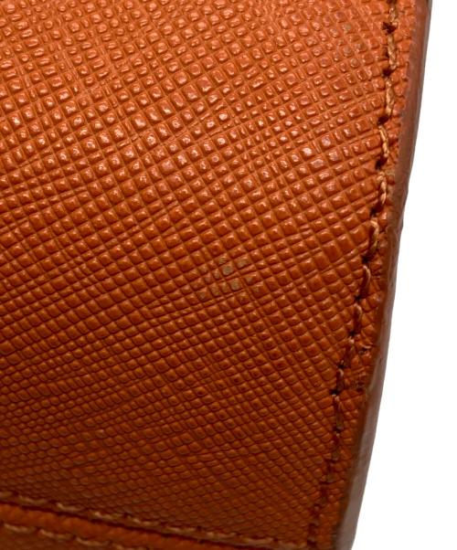 A.P.C.（アーペーセー）A.P.C. (アーペーセー) ハーフムーンバッグ オレンジの古着・服飾アイテム