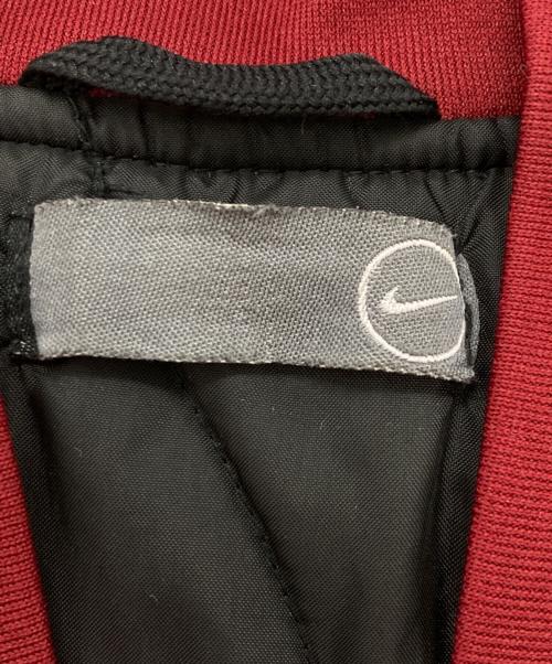 NIKE（ナイキ）NIKE (ナイキ) 中綿リバーシブルブルゾン レッド×ブラック サイズ:Mの古着・服飾アイテム