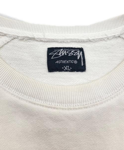 stussy（ステューシー）stussy (ステューシー) クルーネックスウェット ホワイト サイズ:XLの古着・服飾アイテム