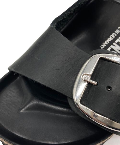 BIRKENSTOCK（ビルケンシュトック）BIRKENSTOCK (ビルケンシュトック) Arizona Big Buckle ブラック サイズ:22.5cmの古着・服飾アイテム