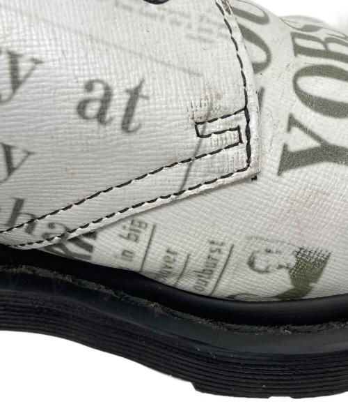 Dr.Martens（ドクターマーチン）Dr.Martens (ドクターマーチン) SEX PISTOLS (セックスピストルズ) 3ホールシューズ ブラック×ホワイト サイズ:UK6の古着・服飾アイテム