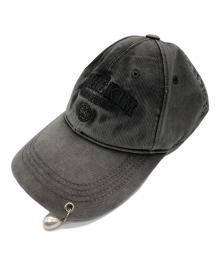 Kimhekim（キムヘキム）の古着「UPCYCLED PEARL PIERCED BASEBALL CAP」｜グレー