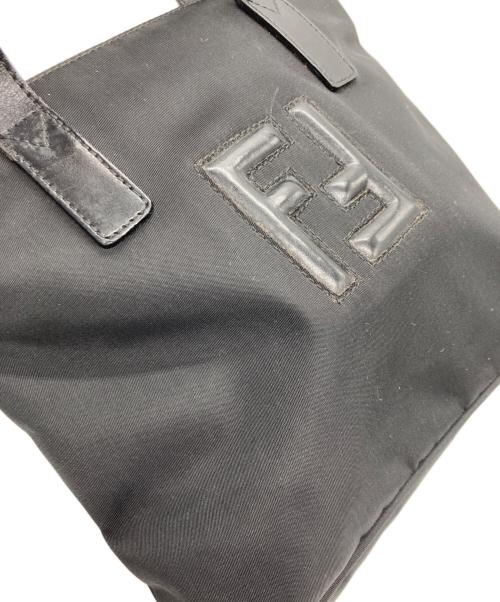 FENDI（フェンディ）FENDI (フェンディ) FFロゴ ナイロン トートバッグ ブラックの古着・服飾アイテム