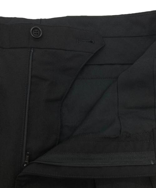 ISSEY MIYAKE（イッセイミヤケ）ISSEY MIYAKE (イッセイミヤケ) ウールスラックス ブラック サイズ:1の古着・服飾アイテム