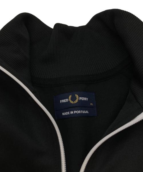 FRED PERRY（フレッドペリー）FRED PERRY (フレッドペリー) Taped Track Jacket ブラック サイズ:XLの古着・服飾アイテム