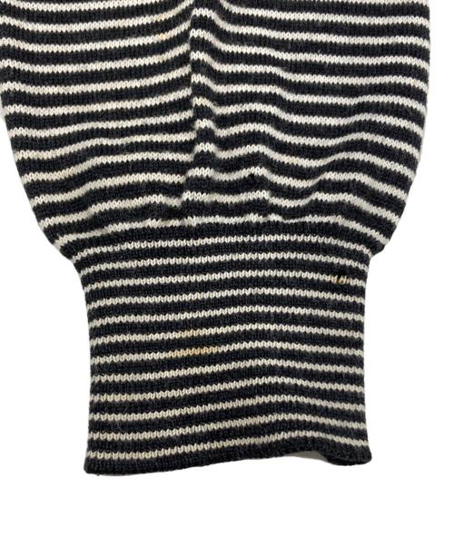 Maison Margiela 10（メゾンマルジェラ 10）Maison Margiela 10 (メゾンマルジェラ 10) エルボーパッチ ボーダードライバーズニット ホワイト×ブラック サイズ:Mの古着・服飾アイテム