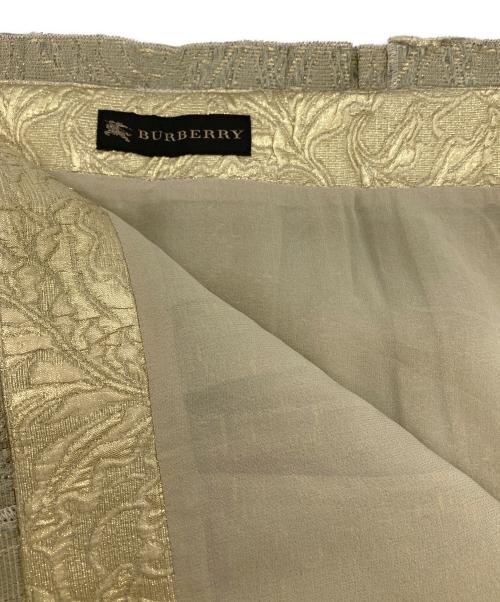 BURBERRY LONDON（バーバリーロンドン）BURBERRY LONDON (バーバリーロンドン) ジャガードスカート ゴールド サイズ:38の古着・服飾アイテム