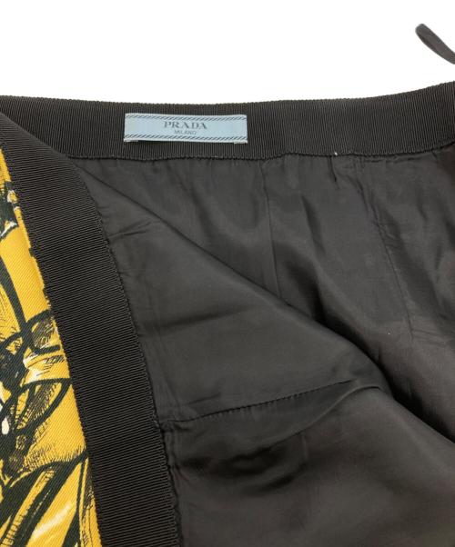 PRADA（プラダ）PRADA (プラダ) バナナ柄 スカート イエロー サイズ:38の古着・服飾アイテム