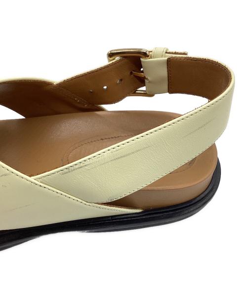 MARNI（マルニ）MARNI (マルニ) FUSSBETT サンダル ベージュ サイズ:39の古着・服飾アイテム