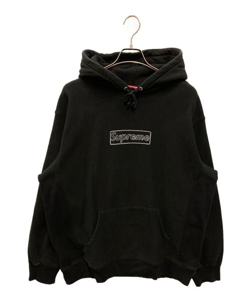 SUPREME（シュプリーム）Supreme (シュプリーム) KAWS (カウズ) Chalk Logo Hooded Sweatshirt ブラック サイズ:Lの古着・服飾アイテム