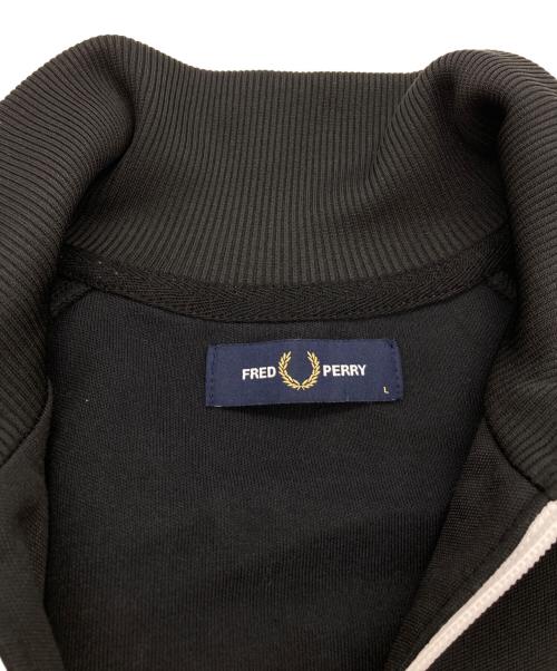 FRED PERRY（フレッドペリー）FRED PERRY (フレッドペリー) Taped Track Jacket ブラック サイズ:Lの古着・服飾アイテム