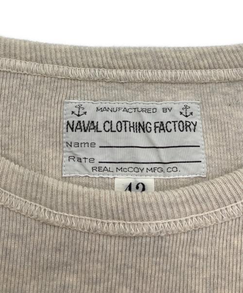 NAVAL CLOTHING FACTORY（ナバル クロージングファクトリー）NAVAL CLOTHING FACTORY (ナバル クロージングファクトリー) パネルデザイン スウェット アイボリー サイズ:42の古着・服飾アイテム