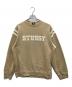stussy（ステューシー）の古着「ワッペンロゴクルーネックスウェット」｜ベージュ