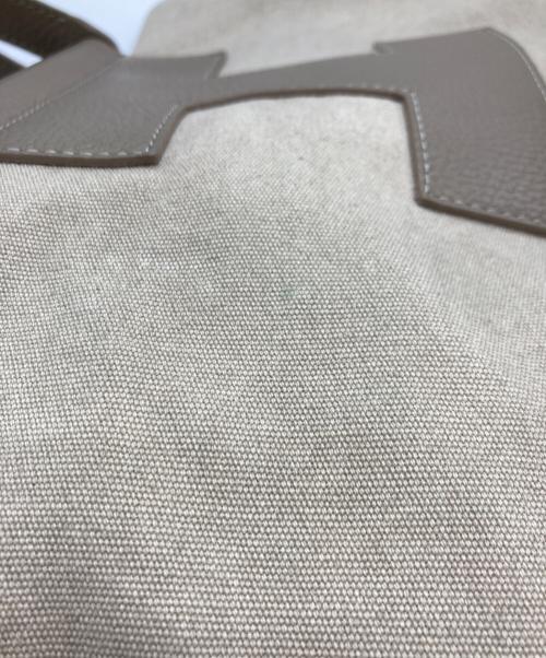 IACUCCI（イアクッチ）IACUCCI (イアクッチ) ソルベットS 2WAY ハンドバッグ ベージュ×アイボリーの古着・服飾アイテム