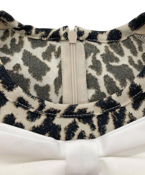 Bibiy.（ビビィ）Bibiy. (ビビィ) VERO PEPURAMU LEOPARD TOP ブラック×ベージュ サイズ:FREE 未使用品の古着・服飾アイテム