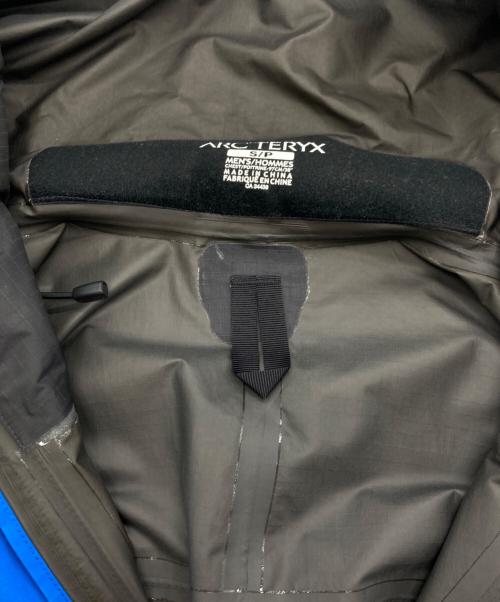 ARC'TERYX（アークテリクス）ARC'TERYX (アークテリクス) BETA SL JACKET GORE-TEX ブルー サイズ:Sの古着・服飾アイテム