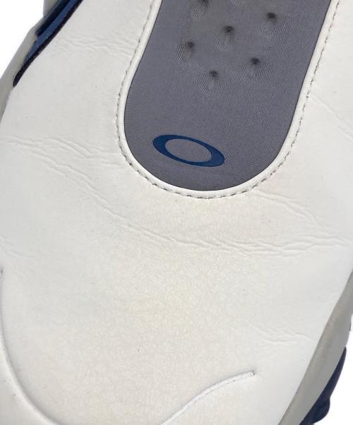 OAKLEY（オークリー）OAKLEY (オークリー) Edge Icon ホワイト×グレー サイズ:28.5cmの古着・服飾アイテム