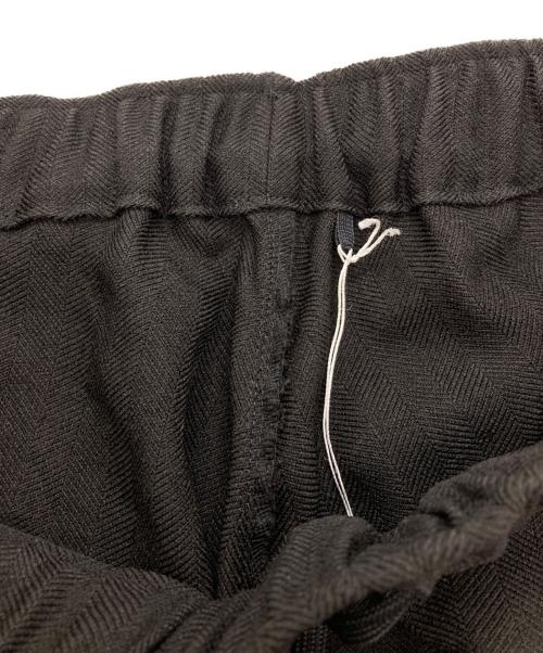 Stripes For Creative（ストライプ フォー クリエイティブ）Stripes For Creative (ストライプ フォー クリエイティブ) WIDE TAPERED EASY PANTS WOOL HERRINGBONE ブラック サイズ:L 未使用品の古着・服飾アイテム
