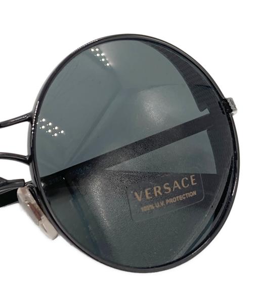 VERSACE（ヴェルサーチェ）VERSACE (ヴェルサーチェ) サングラス ブラック サイズ:SIZE 52□21の古着・服飾アイテム