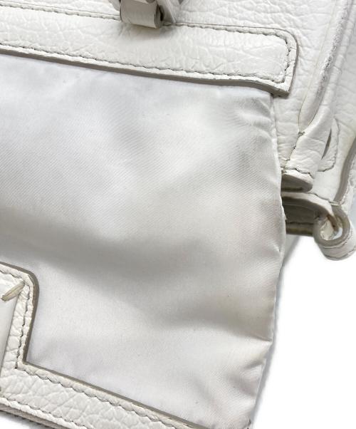 Maison Margiela（メゾンマルジェラ）Maison Margiela (メゾンマルジェラ) 5AC 2ポケット ショルダーバッグ ホワイトの古着・服飾アイテム