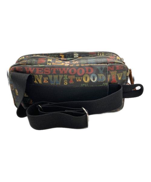 Vivienne Westwood man（ヴィヴィアン ウェストウッド マン）Vivienne Westwood man (ヴィヴィアン ウェストウッド マン) 総柄ボディバッグ ブラックの古着・服飾アイテム
