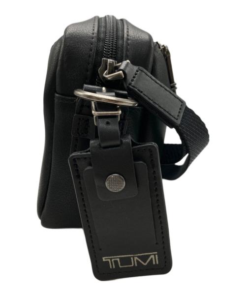 TUMI（トゥミ）TUMI (トゥミ) Area Crossbody Leather Bag ブラックの古着・服飾アイテム