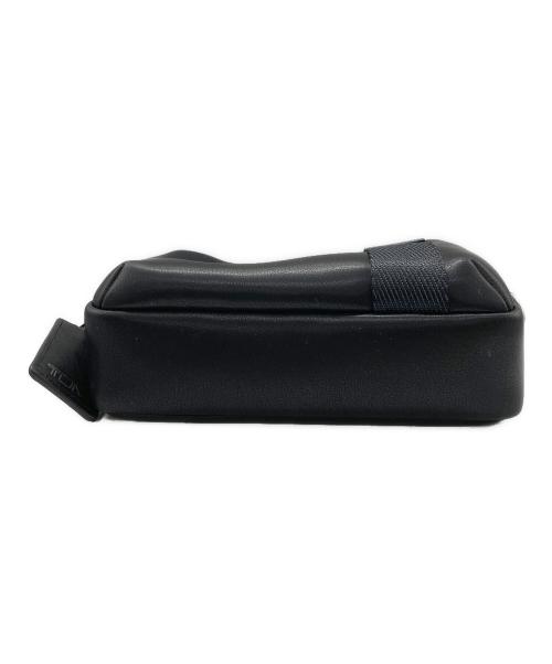 TUMI（トゥミ）TUMI (トゥミ) Area Crossbody Leather Bag ブラックの古着・服飾アイテム